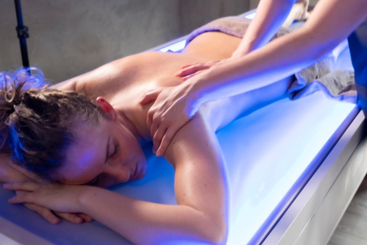 La Roccia Wellness Hotel Cavalese Εξωτερικό φωτογραφία