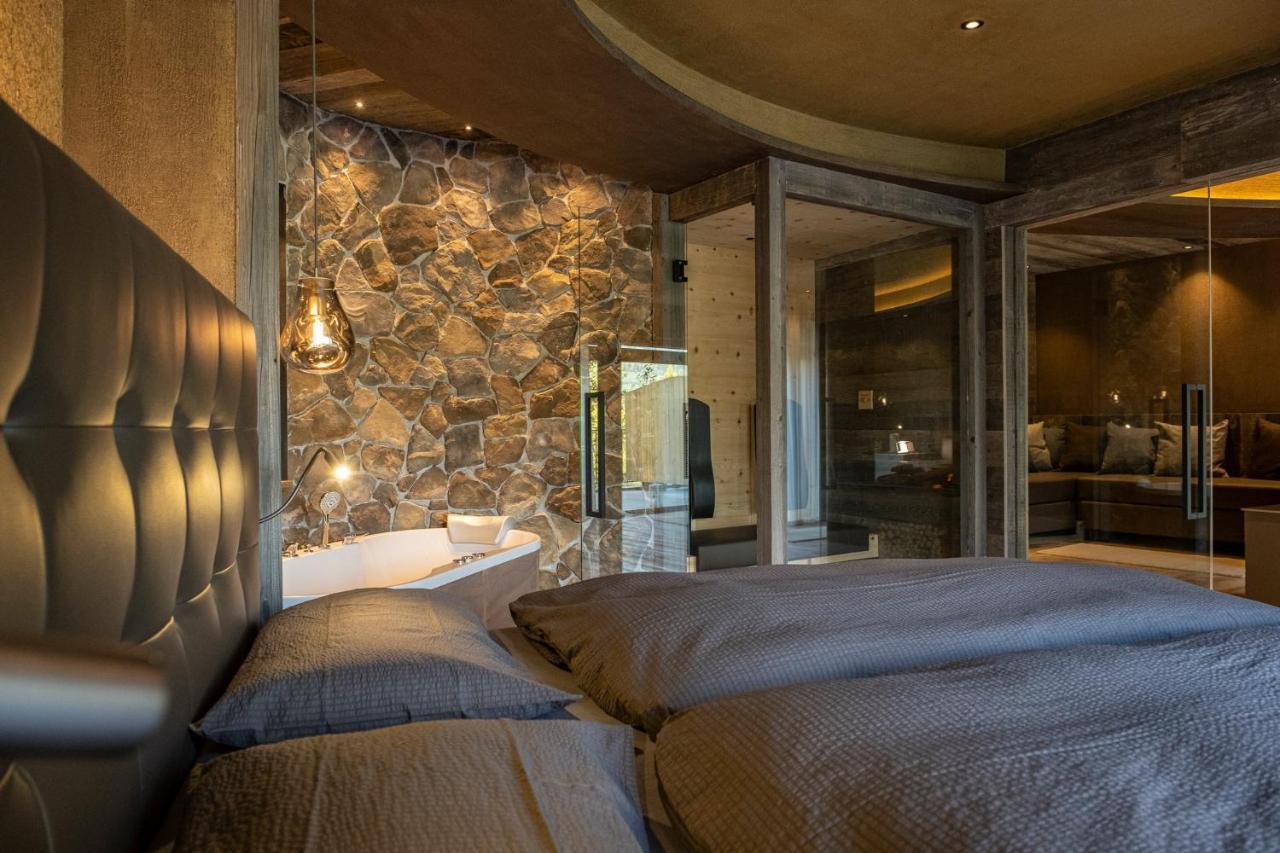 La Roccia Wellness Hotel Cavalese Εξωτερικό φωτογραφία